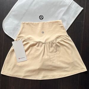 LULULEMON ALIGN HR SKIRT IN BUTTERCREAM SZ 4 NWT